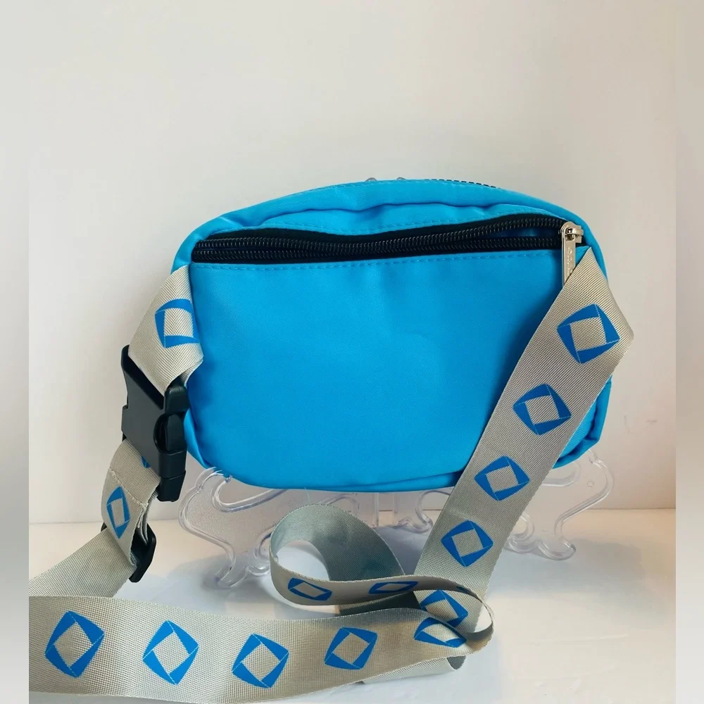 Deca Slingpack - Picture 4 of 5